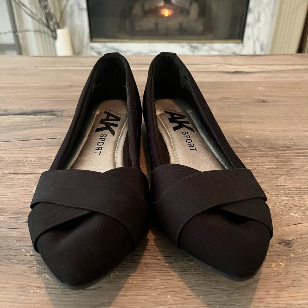 Anne Klein Oalise Flats